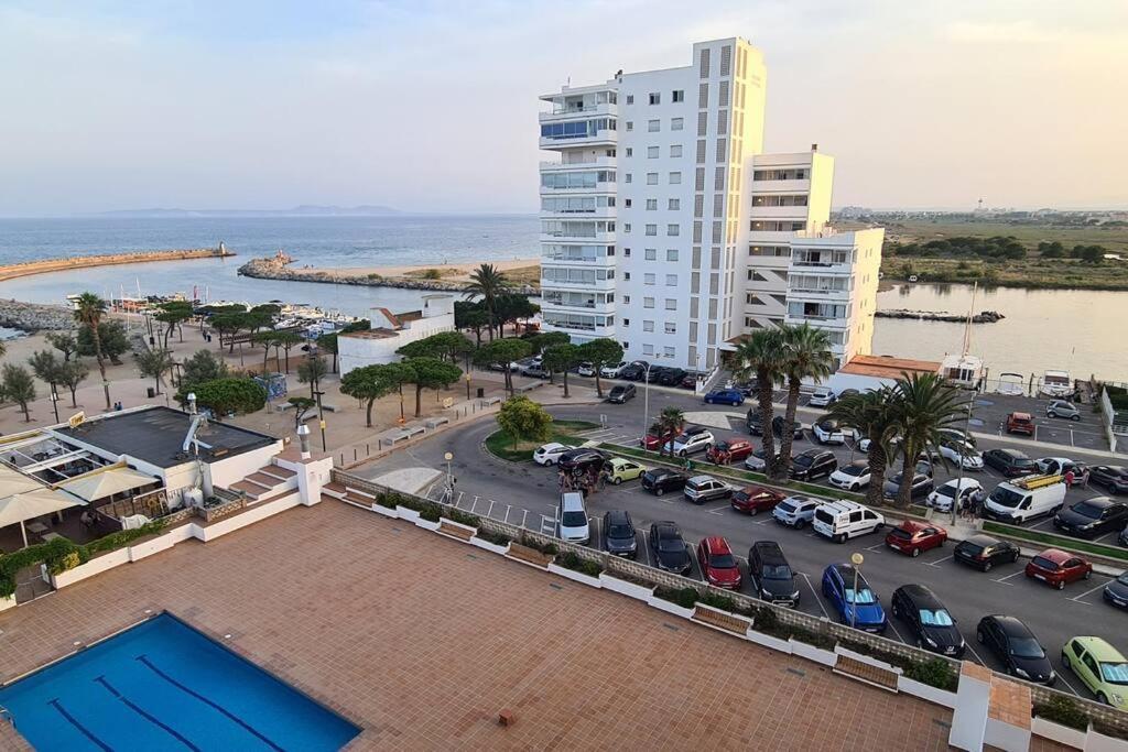 Sunsetmare Vacational Apartment Roses Exteriér fotografie