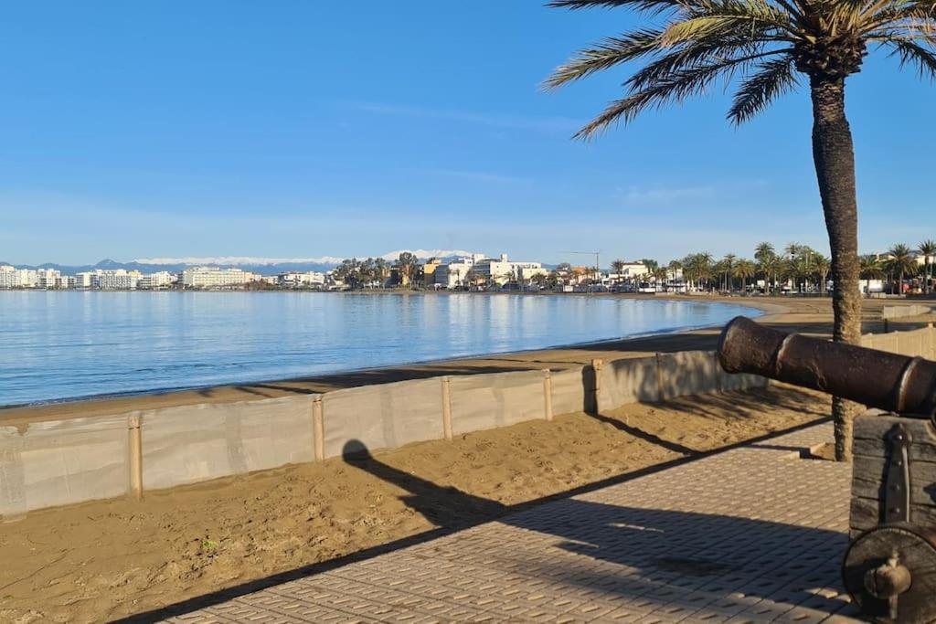 Sunsetmare Vacational Apartment Roses Exteriér fotografie