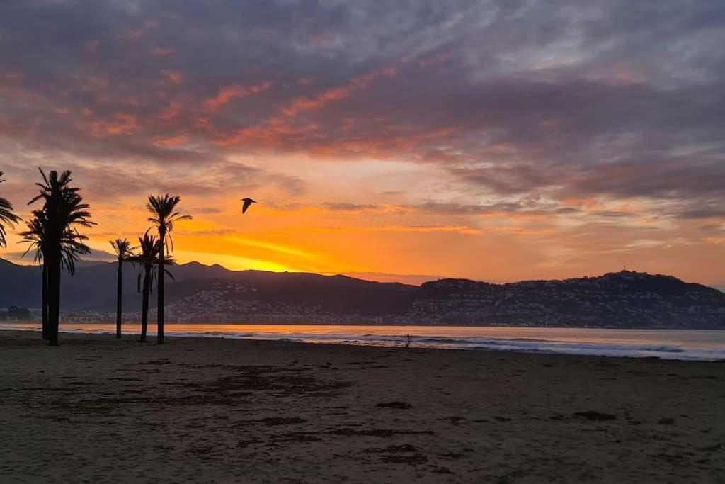 Sunsetmare Vacational Apartment Roses Exteriér fotografie